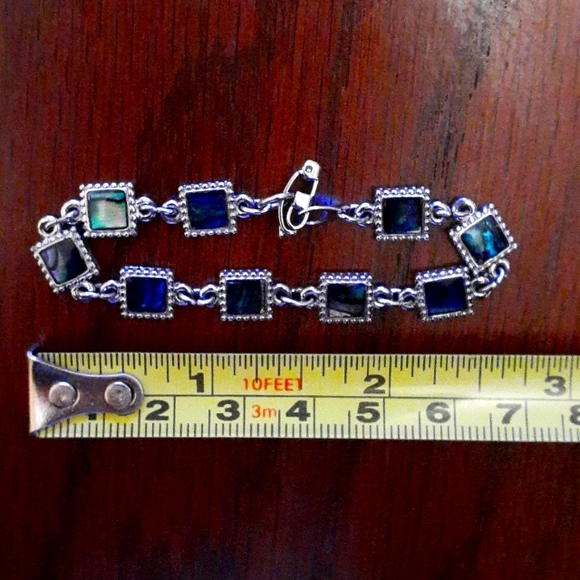 shiny blue/green bracelet - Picture 2 of 3
